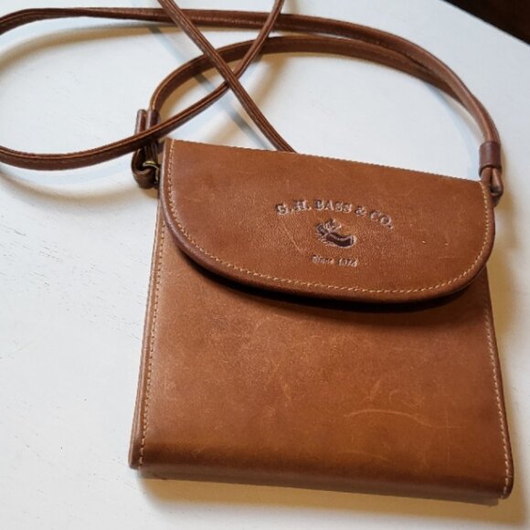 G H Bass Handbags - G.H. Bass Crossbody Unisex Wallet Bag